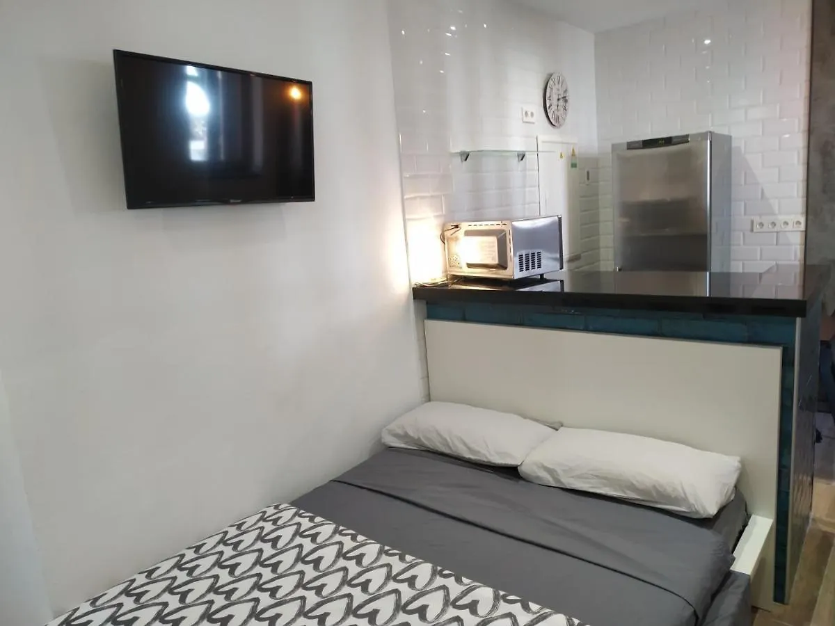 Altozano Room III, Estudió centro de Málaga Gayfriendly, Wi-Fi gratis 0*,  España